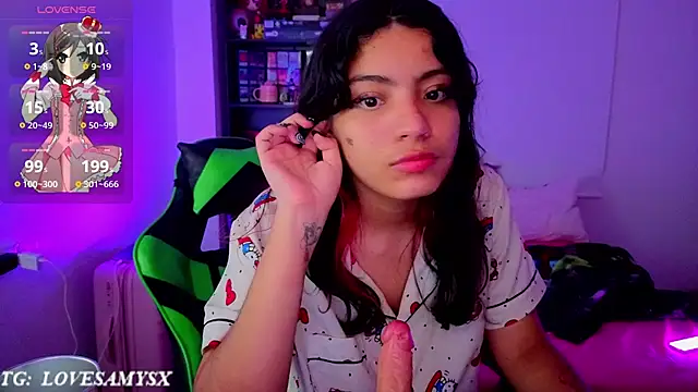Lovelyamyy webcam