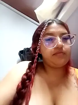 Tiana_27 live cam on StripChat