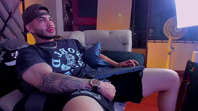 Vincentblack webcam