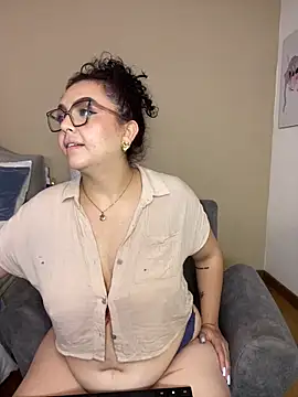 AlmaraRouge webcam
