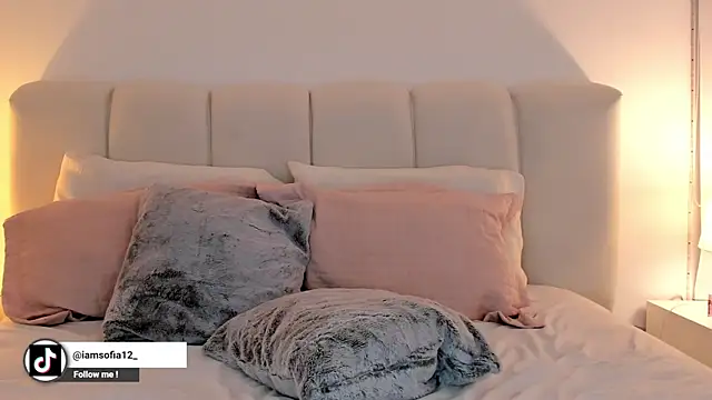 miss_sofyy webcam
