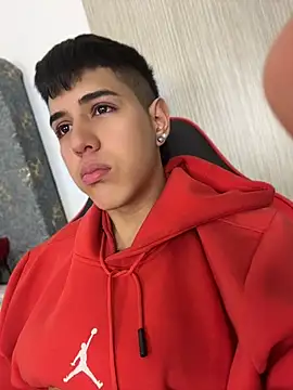 Angel_khouri_ webcam