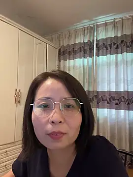 lisha521 - Lisha521's free webcam - UK Sex Cams
