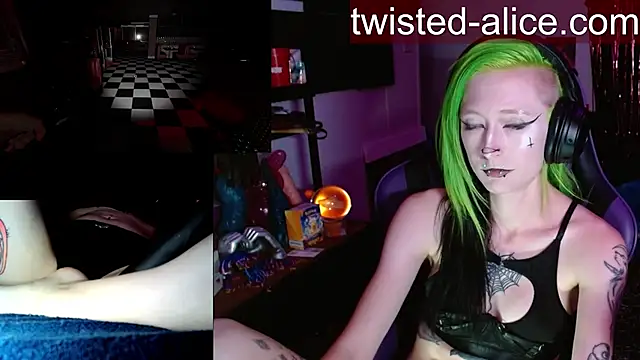 Twisted_Alice webcam