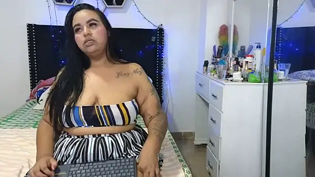 charlotte_077 webcam