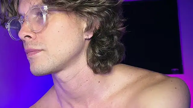 mcklister_kinky_feets