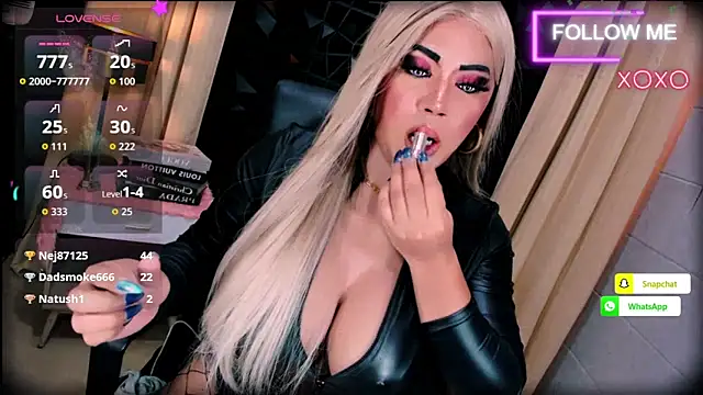 HugeMagnificent11inCock webcam