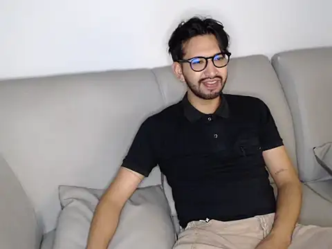 thomass1018 webcam