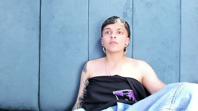 Megan_Thompson_ webcam