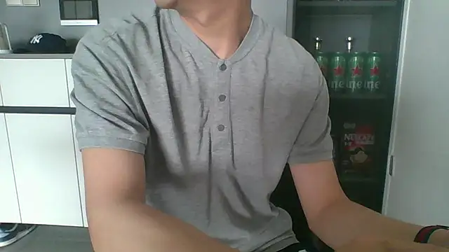 nole_china7 (Ask my age) - talk / fun / cum