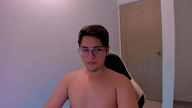 Asta_YunoXXX webcam