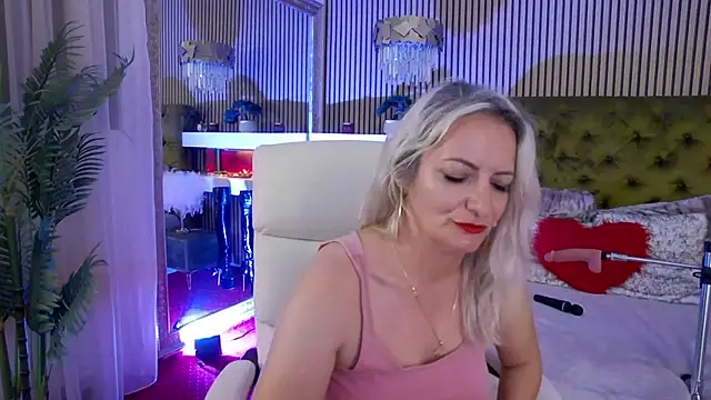 ladytouch (F milf) - 💦SQUIRT time 🔥Drive me crazy😈