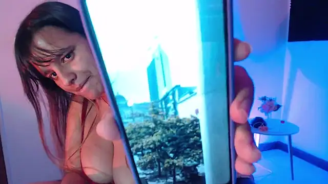 Ivvy_Bloom webcam