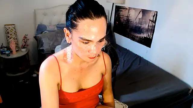 NinaDOM4CUM webcam