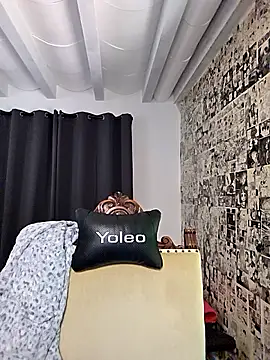 kylie_blck webcam