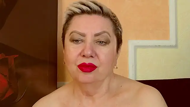 LadyPosh webcam