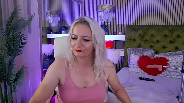 LadyTouch webcam