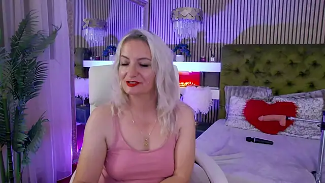 LadyTouch webcam