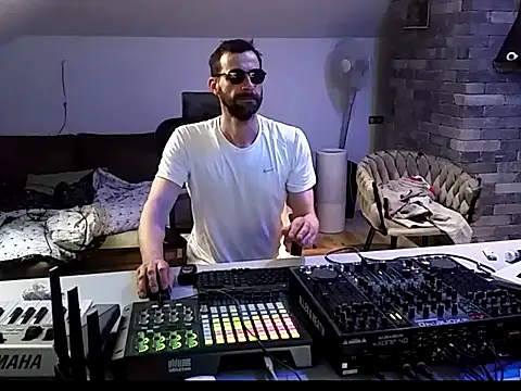 gryzoon webcam