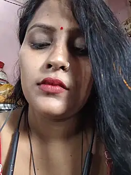 Jasmine_Januja webcam