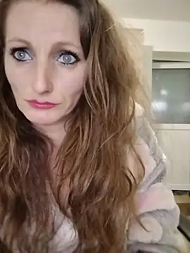 CrazyMaya39 webcam