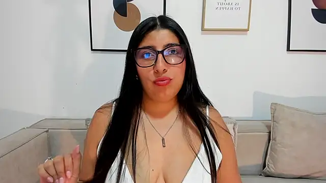 Sally_Dvine webcam