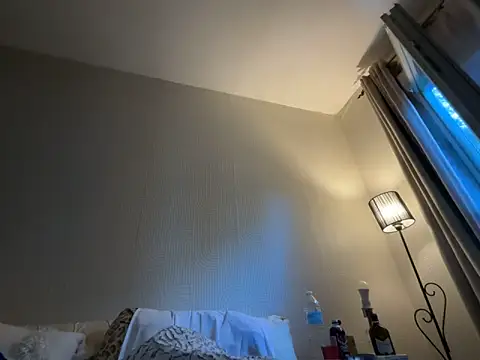 Shylyy25 webcam
