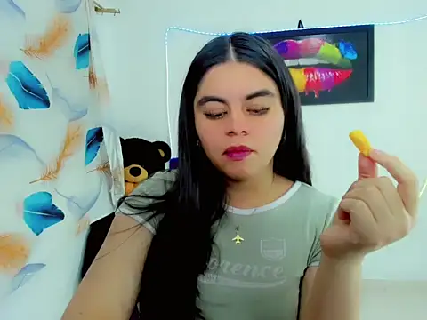 maddison_ivannova live cam on StripChat