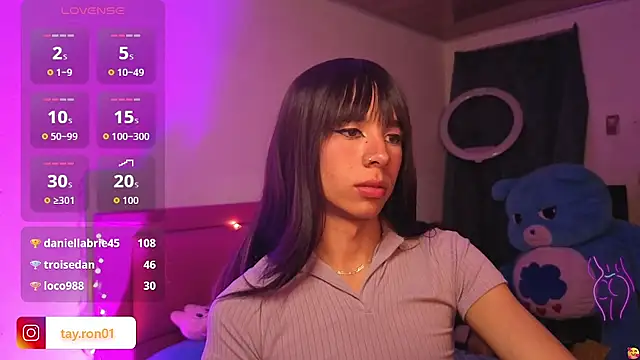 lady_Tayron webcam