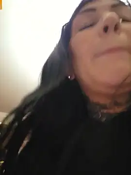 LittleMissEeve live