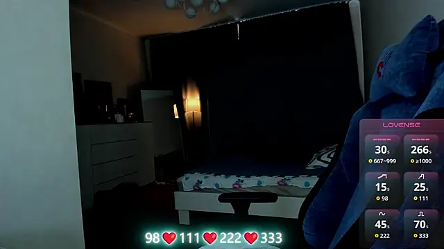 Olivia_Munk webcam