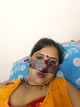 Watch Darty_cpl live on EroticFlix - High definition streams