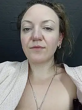 Watch KattyLuuu live on EroticFlix - High definition streams