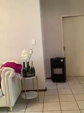 Watch sexflameswolf live on EroticFlix - High definition streams
