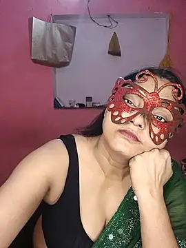 meeracle - MEERAcle's free webcam - UK Sex Cams