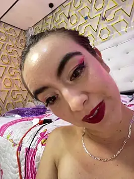 MelanyyJhonson15 live cam on StripChat