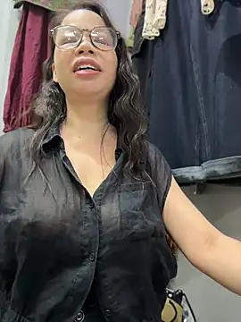 honghong_mother - Honghong_mother's free webcam - UK Sex Cams