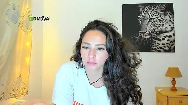 juliiaroberts live cam on StripChat