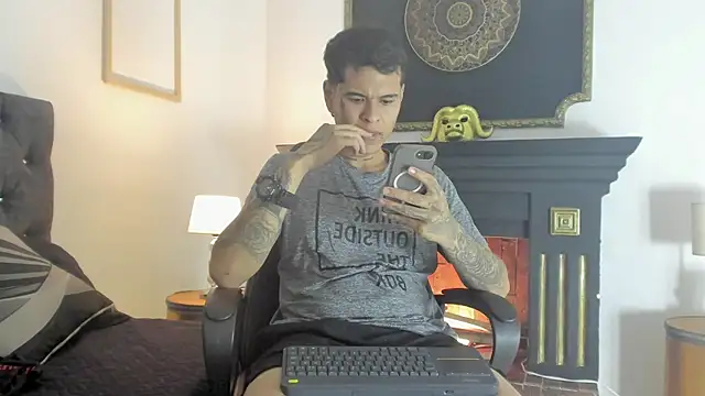 Watch jebbins live on EroticFlix - High definition streams