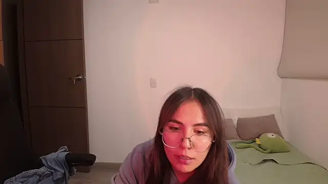 abbyyandmaxx live cam on StripChat