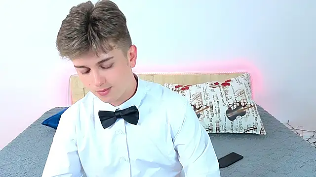miless_cooper (M young) - hot cum show