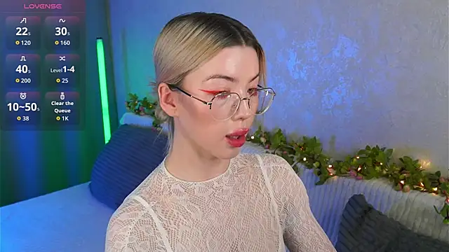 lindathackerr - LindaThackerr's free webcam - UK Sex Cams