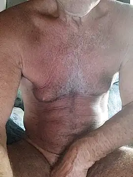 daddygil69 (Ask my age) - Cum show