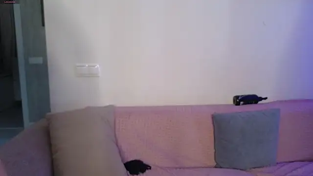 Watch MaxMia live on EroticFlix - High definition streams