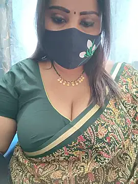 Queenflowerr webcam