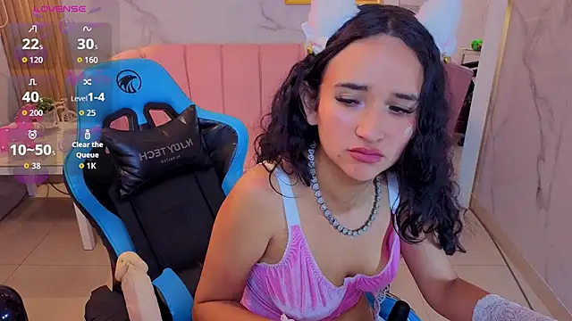 bella_vibess_s webcam