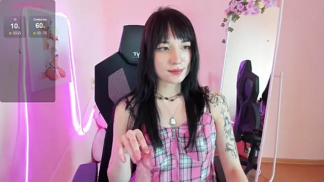 AliceeinWonderlanddd webcam