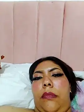 Izel_ webcam
