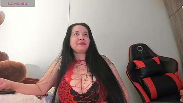 cami_hot_tits webcam
