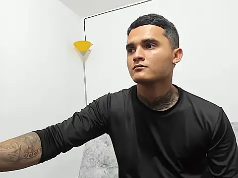 Yasmin_3 webcam